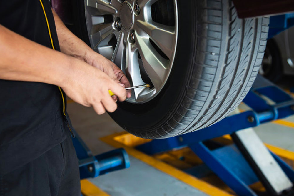 A Checklist to Keep Your Car Tires Safe