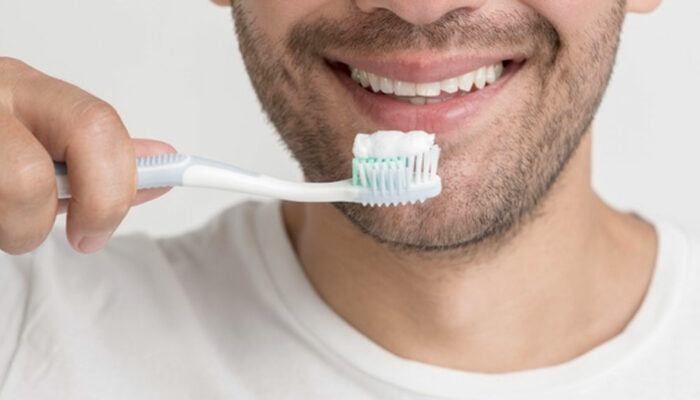Main Teeth Whitening Products for a Glowing Smile